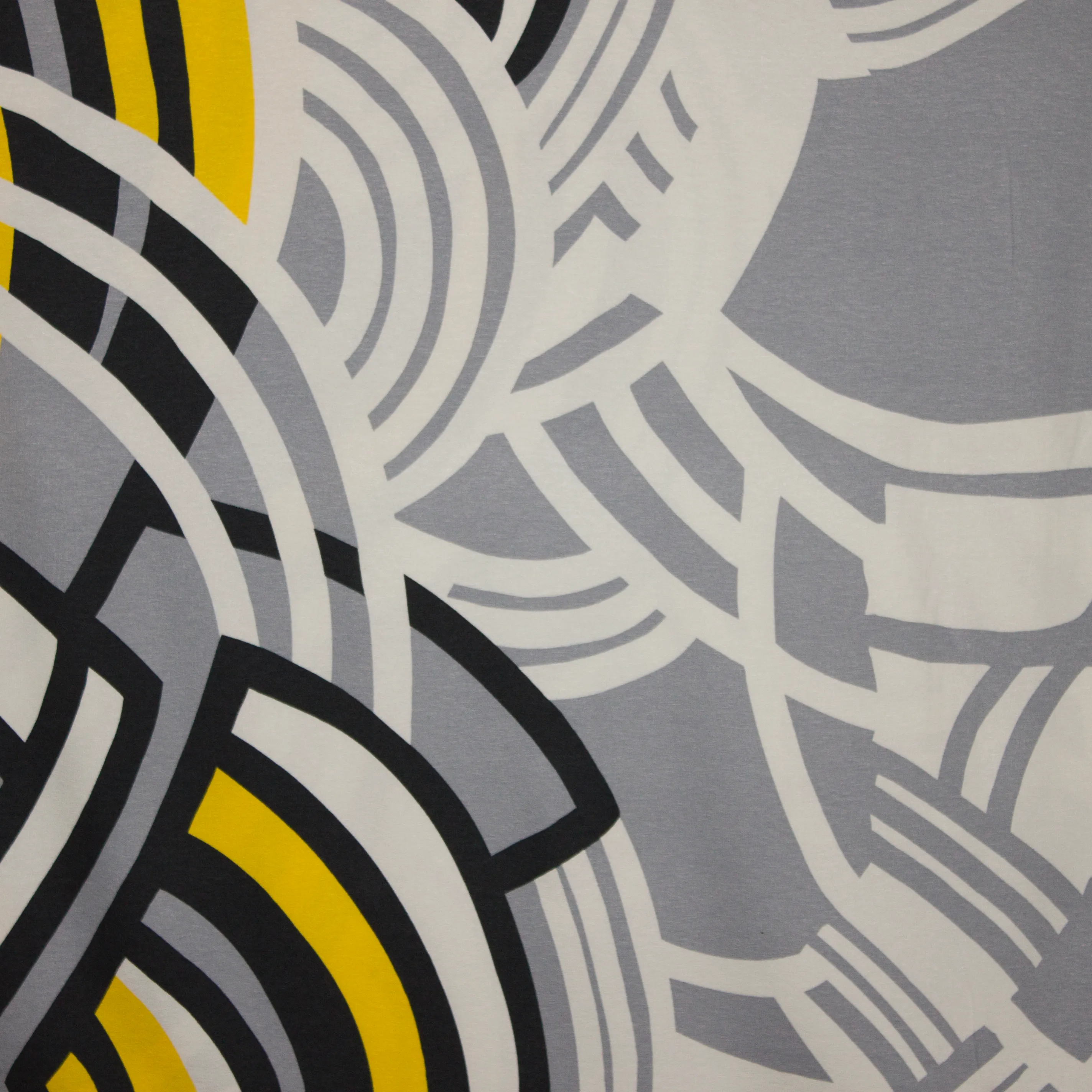 Italiaanse tricot met abstract motief