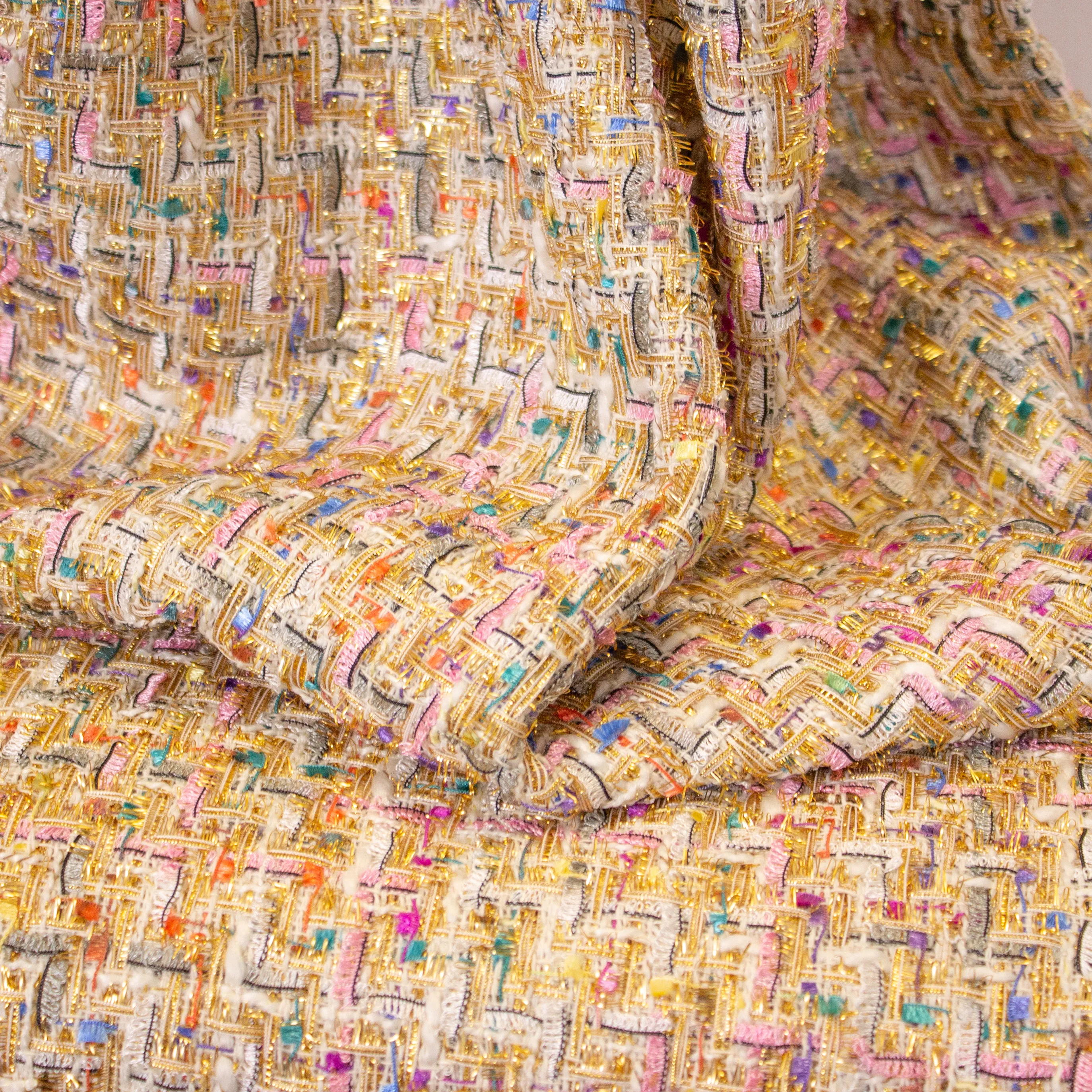 Chanelstof multicolor met goud