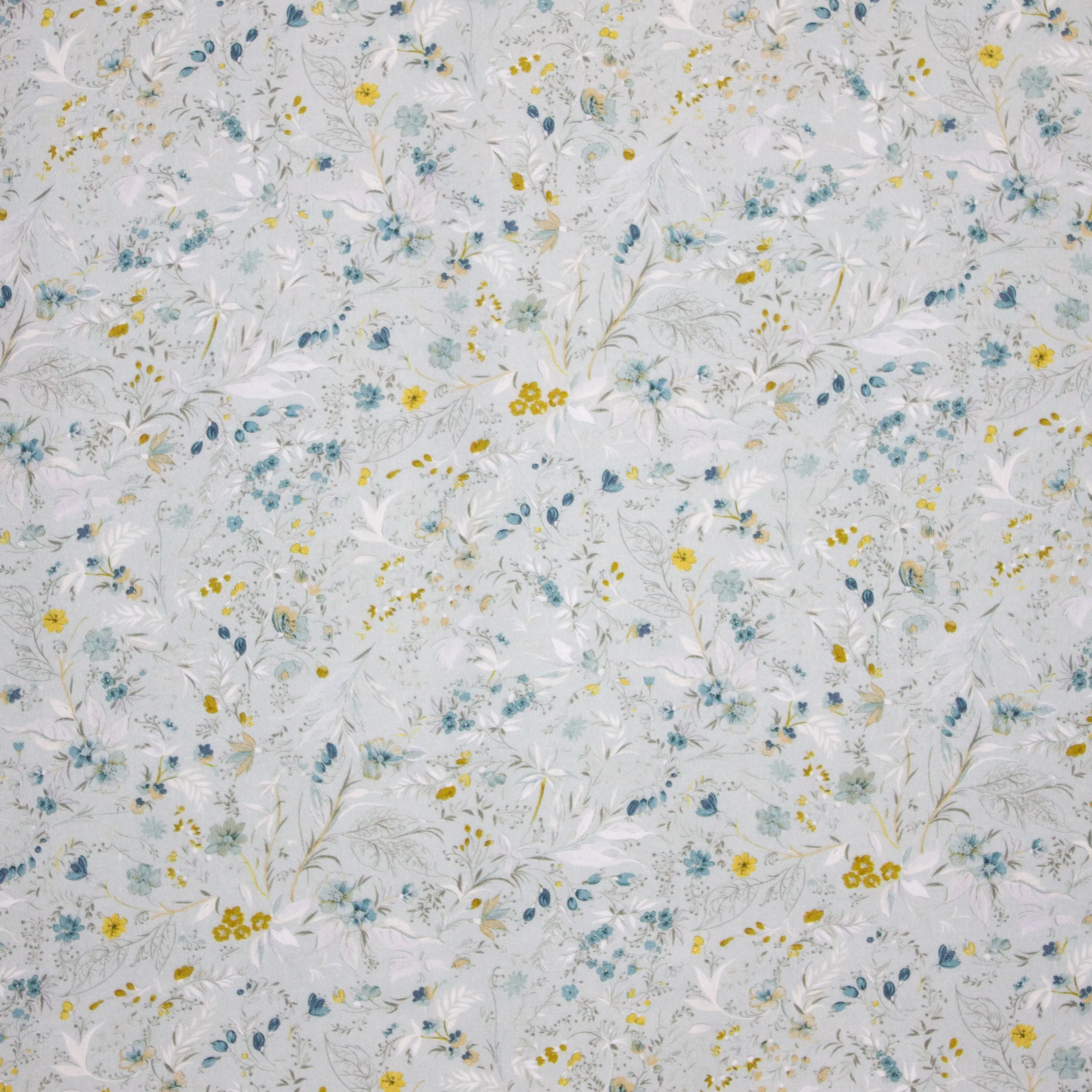 Viscose / katoen lichtblauw met takken en bloemen - La Maison Victor