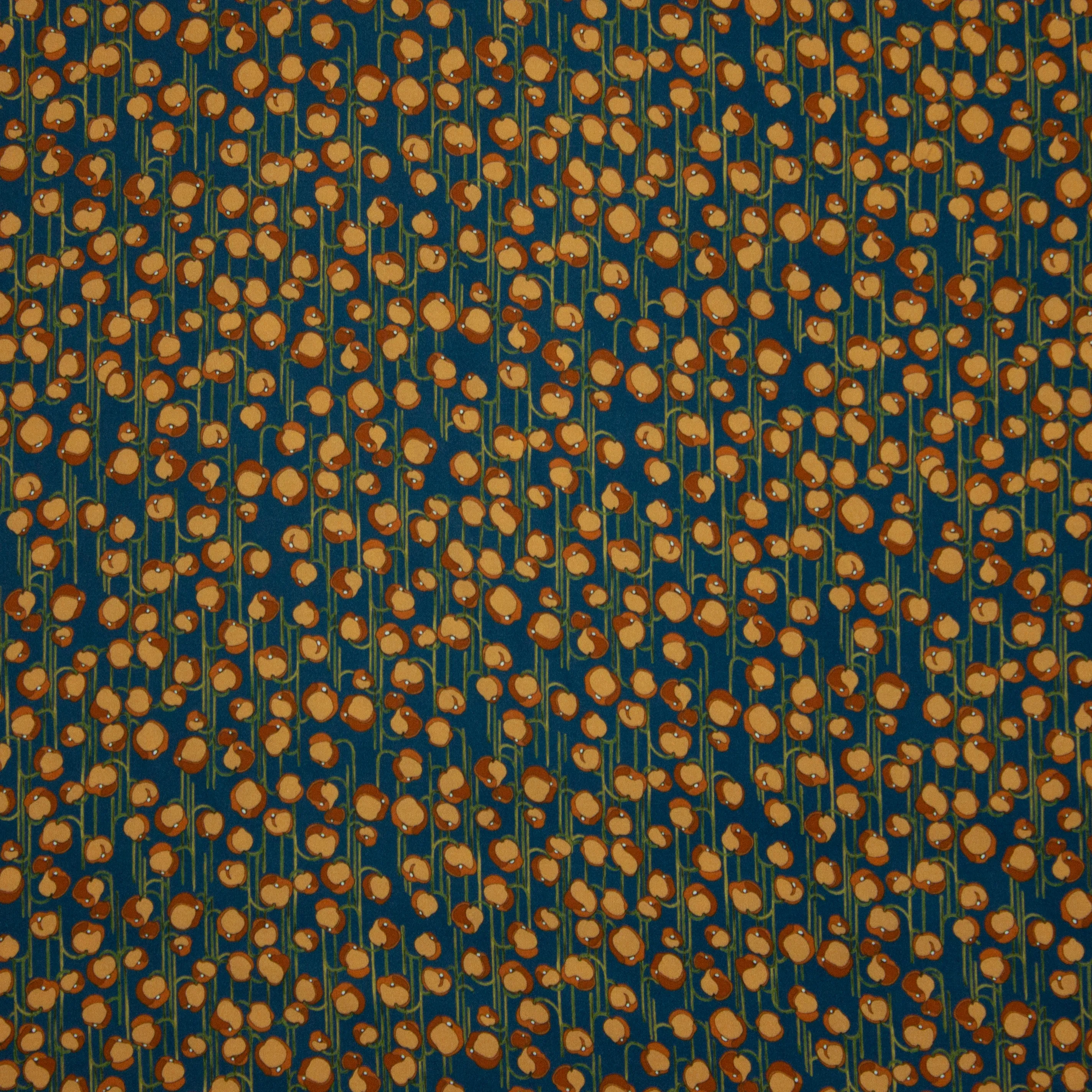 Blauwe viscose met abstract motief in groen, bruin en oker