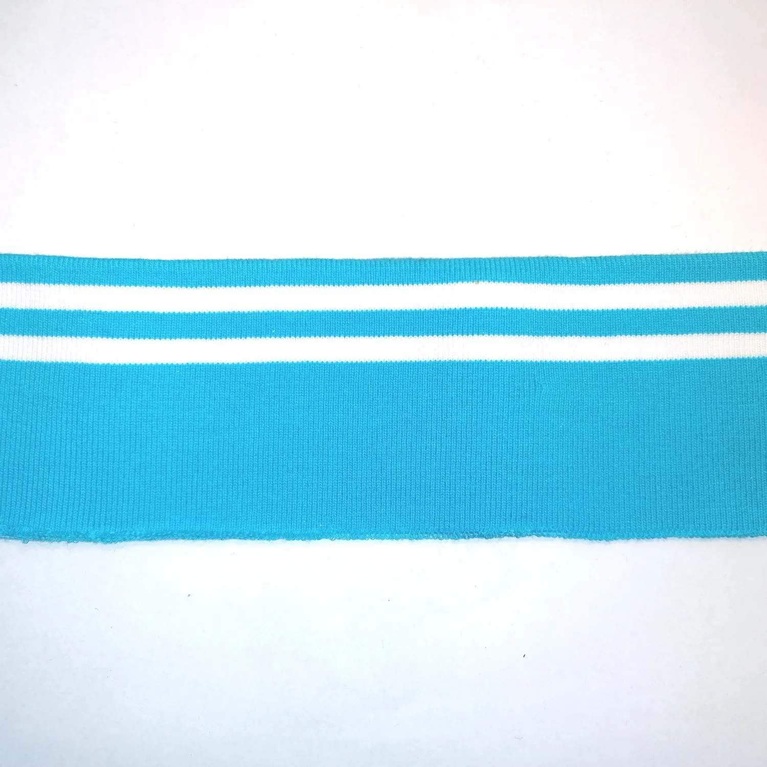 Turquoise cuff (boordstof) met witte strepen