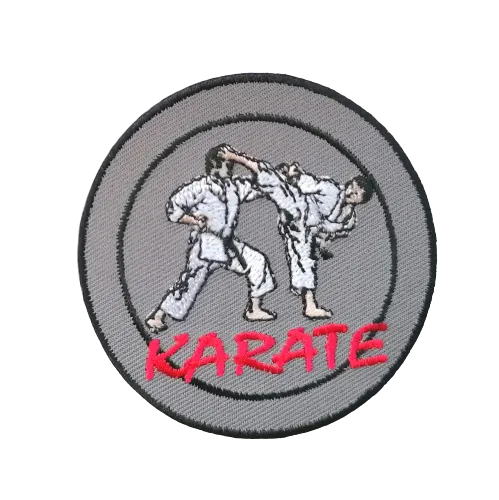 Ronde grijze applicatie - karate - 7 cm