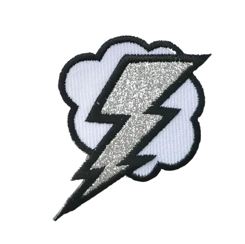 Applicatie - witte wolk met zilveren glitter bliksem - 4,8 x 7 cm