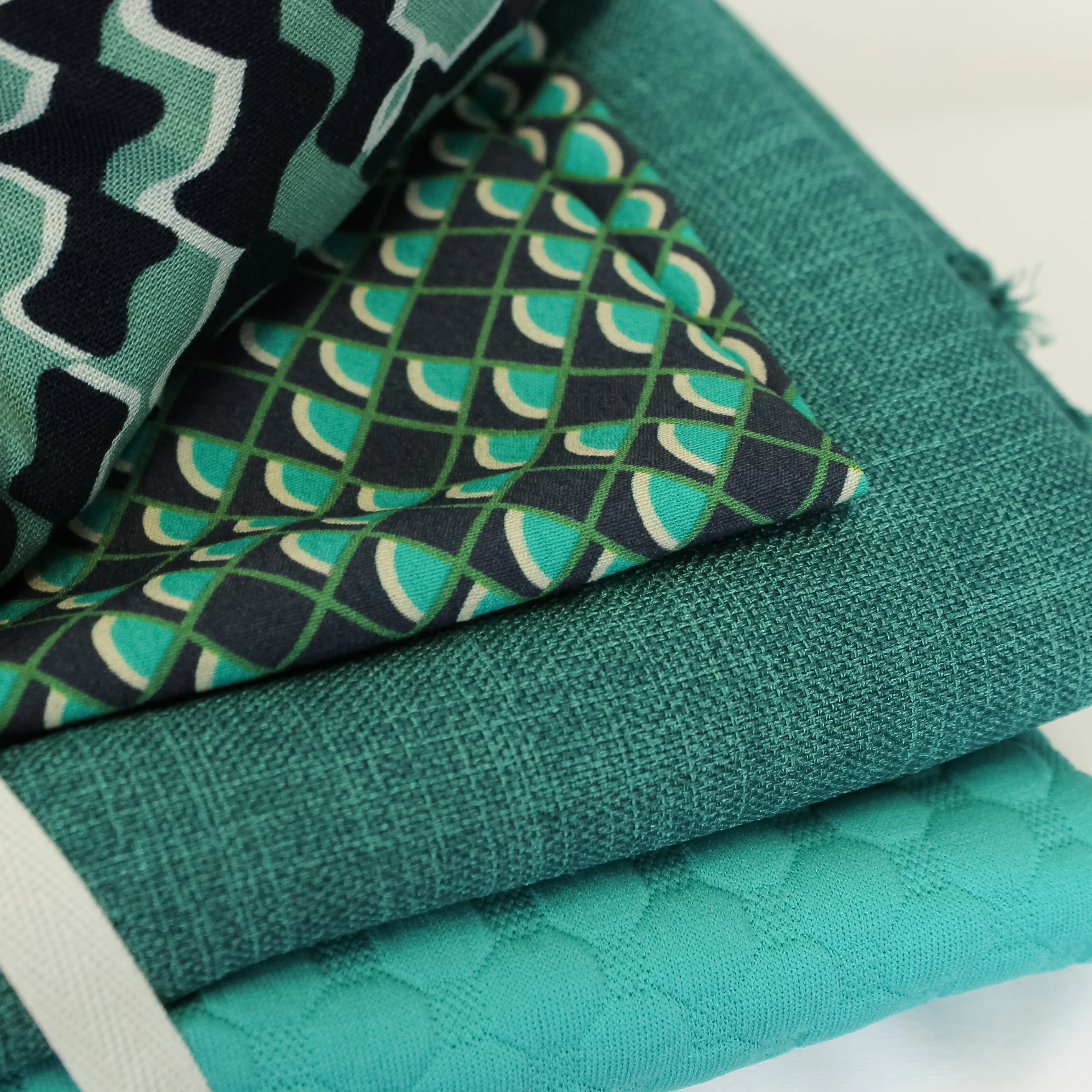 Voordeelpakket 3 groene en turquoise stoffen