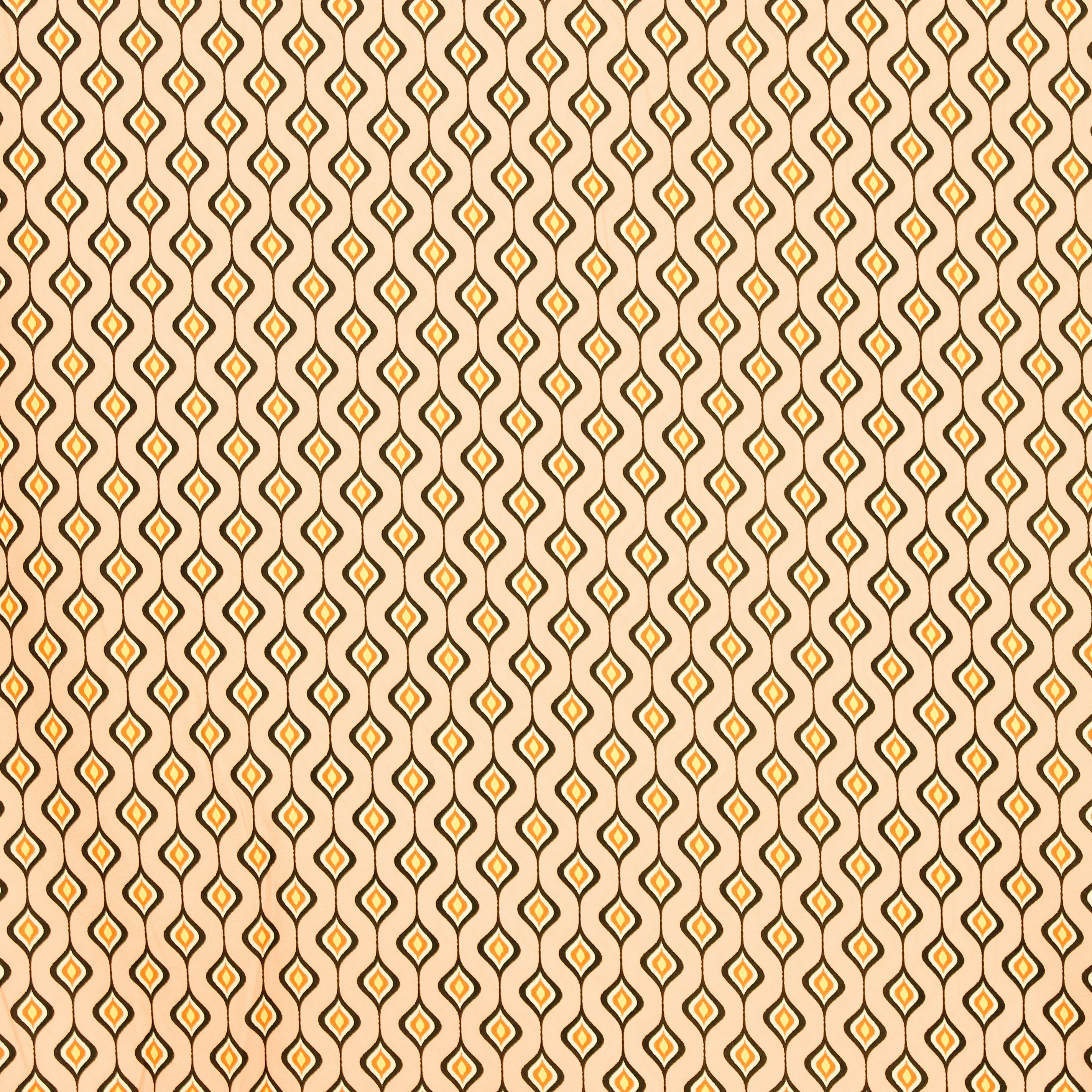 Polyester zalmroze met abstract patroon