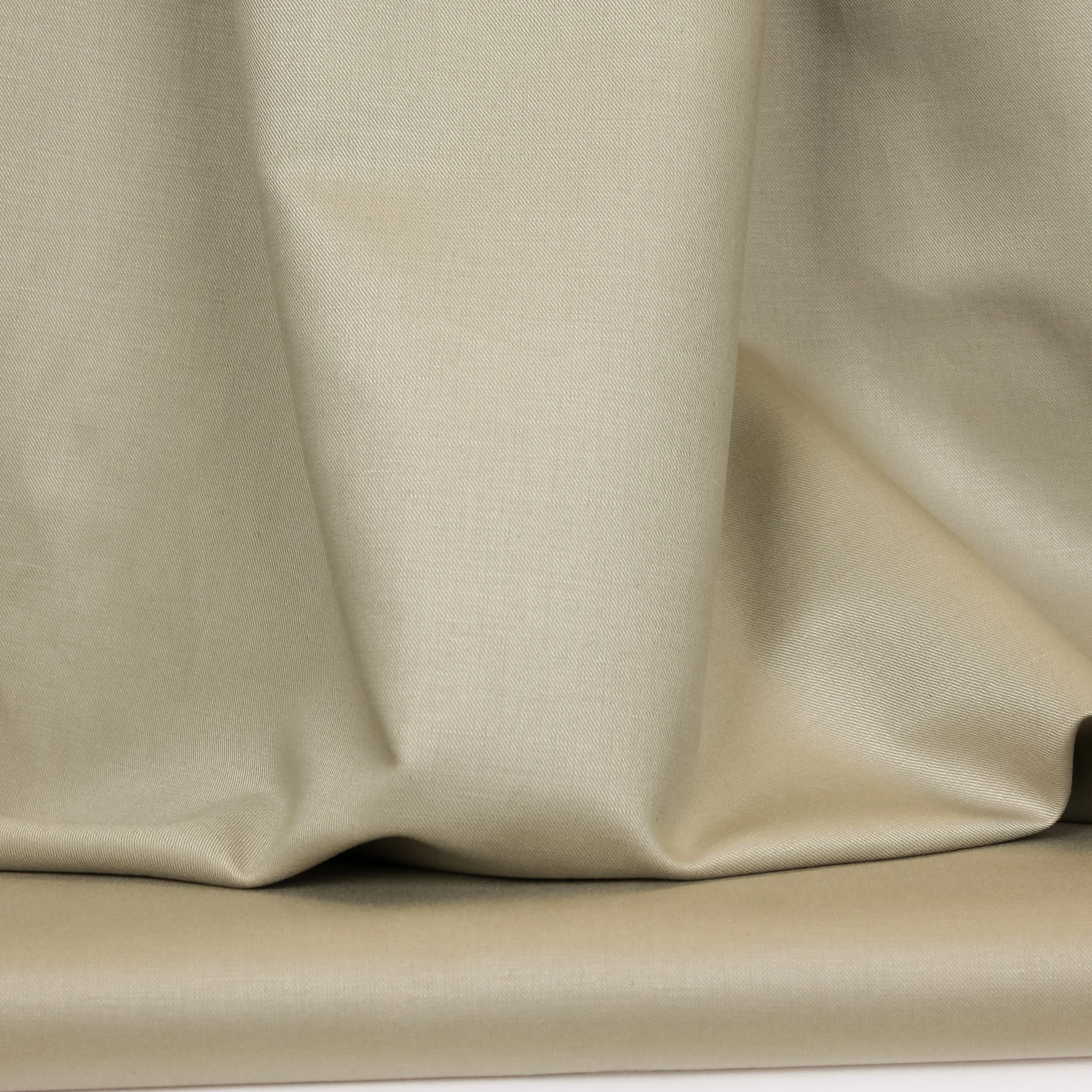 Beige stretchstof in lycra / viscose mengeling