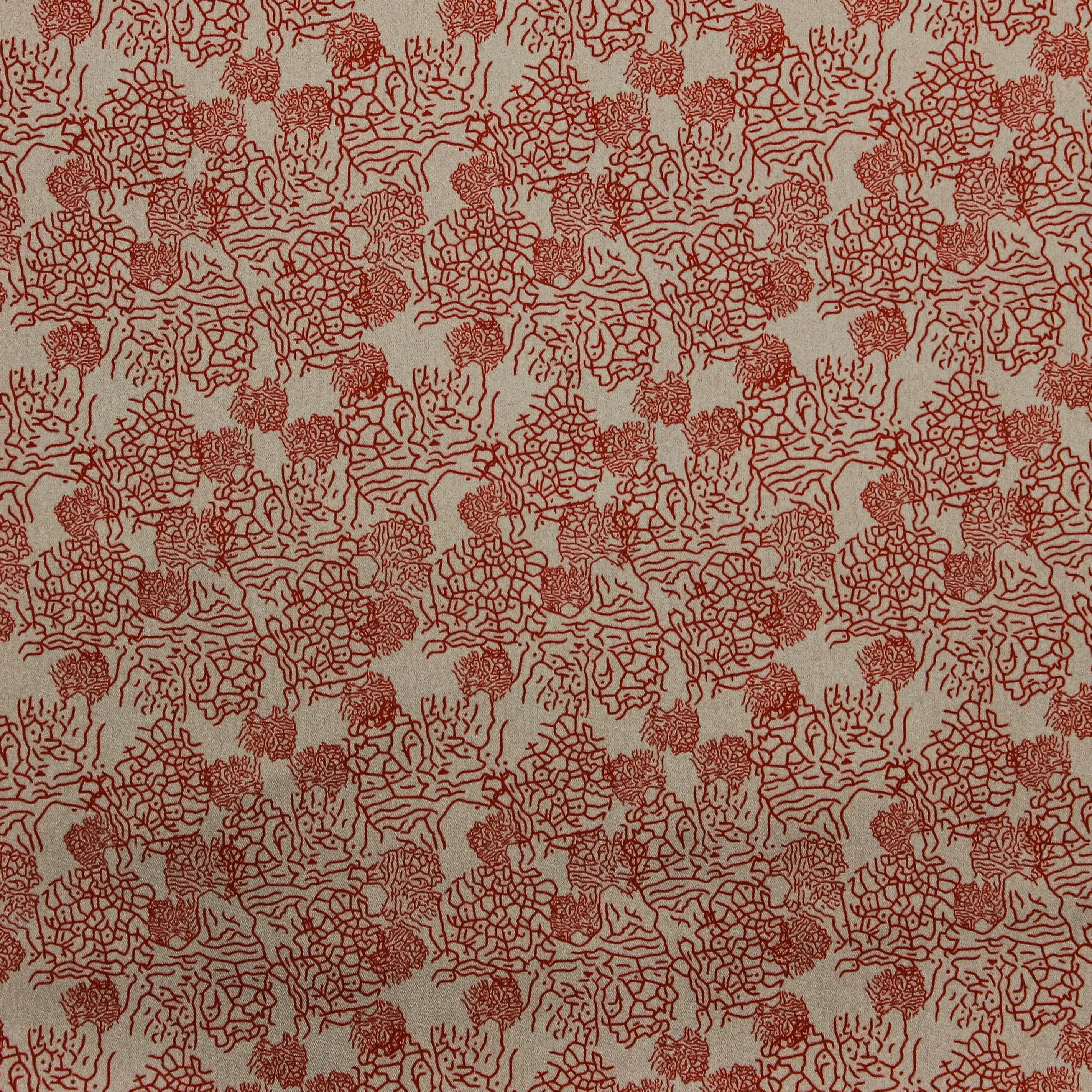 Polyester beige met rode bloemen