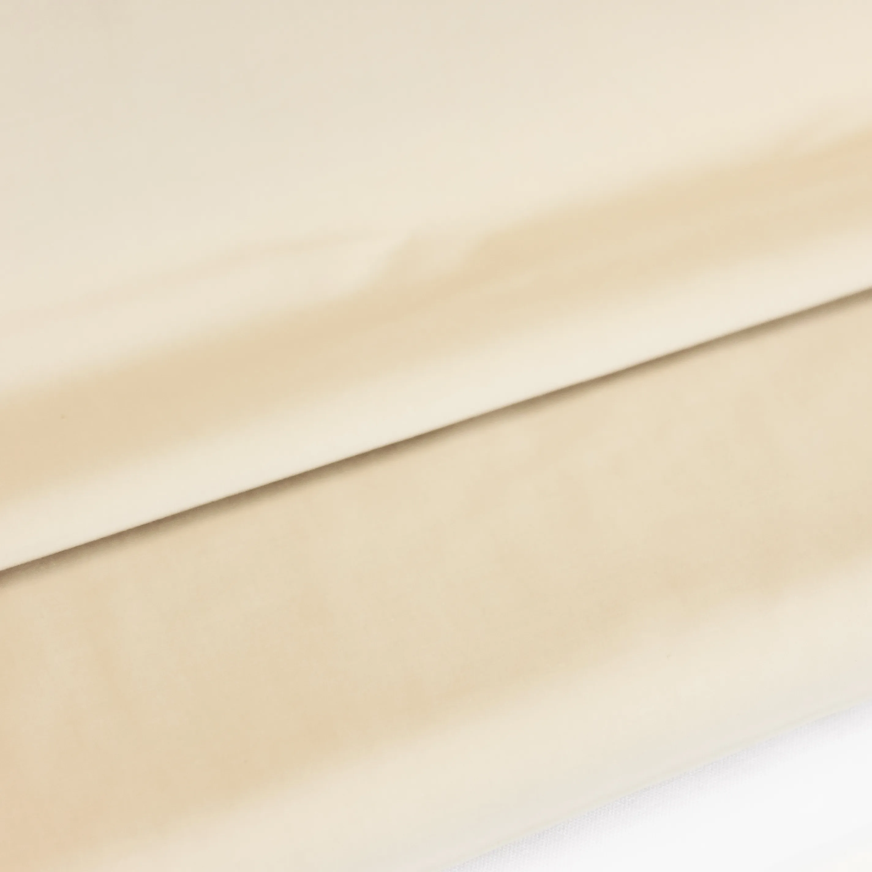 Gebroken wit/licht roze technostof - La Maison Victor