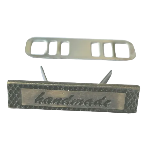 Metalen label 'Handmade' - 42 mm - brons