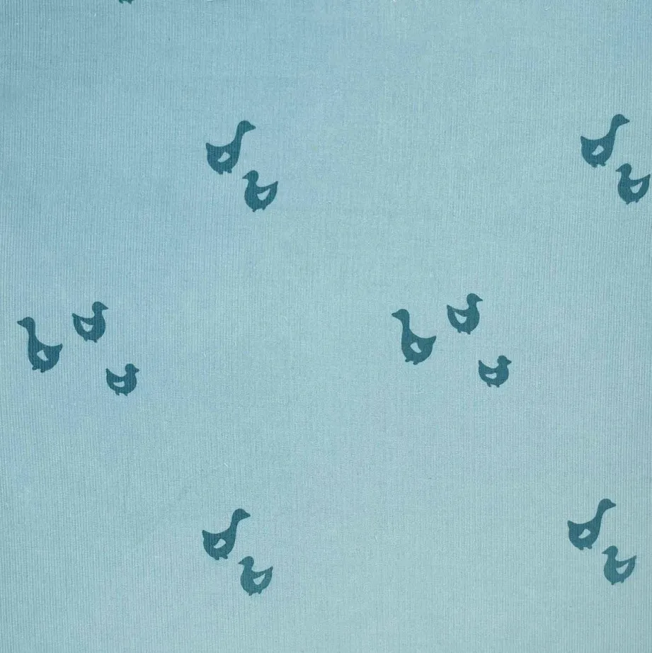 Ribfluweel blauw met eendjes - Katia Fabrics