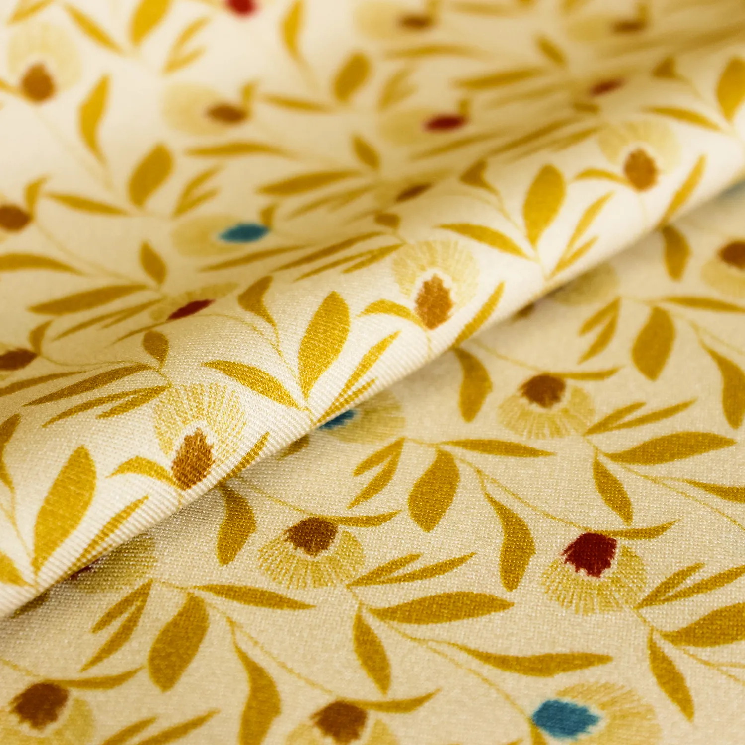 Viscose geel met bloemenprint - Katia Fabrics