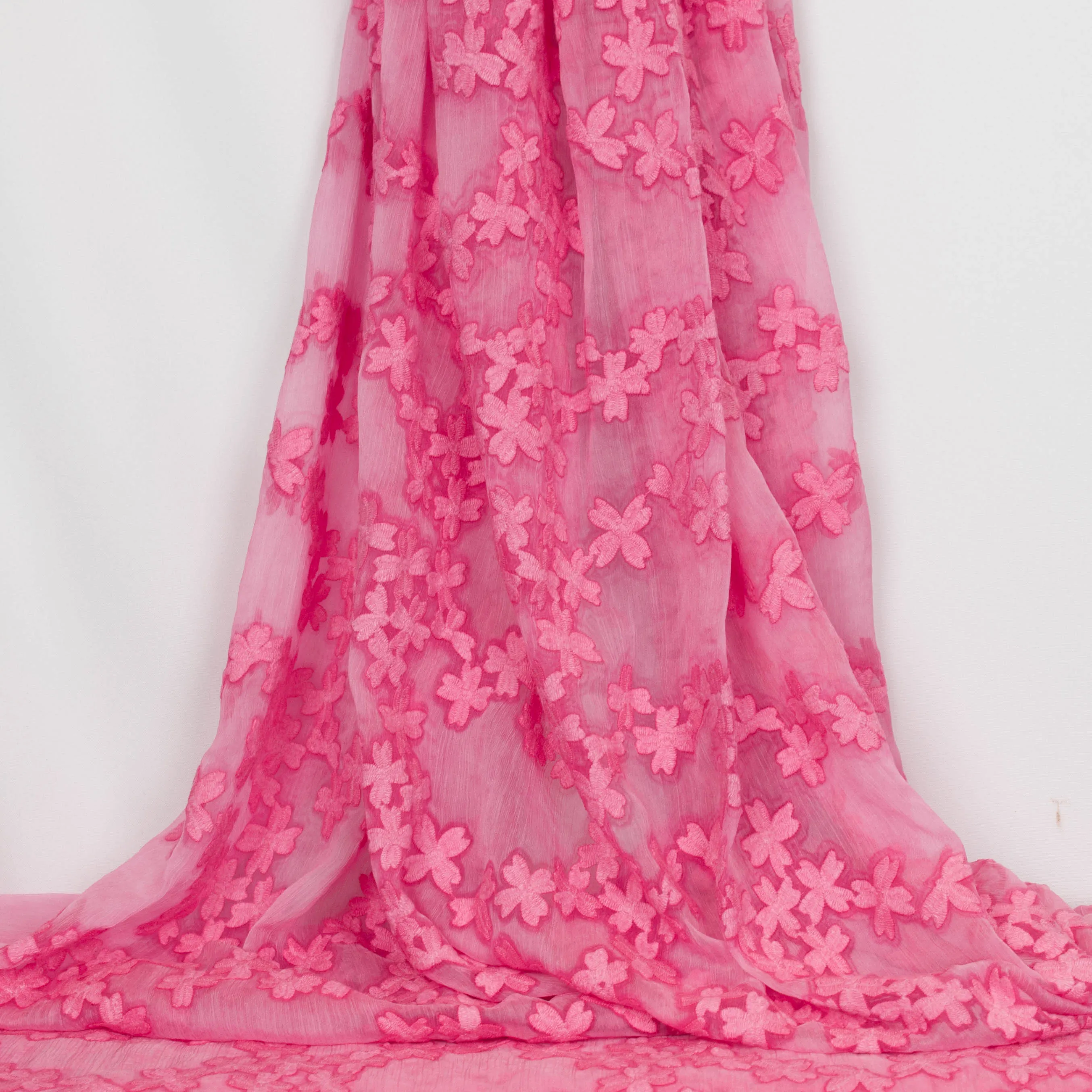 Zachte voile jacquard met felroze bloemetjes - Lorré