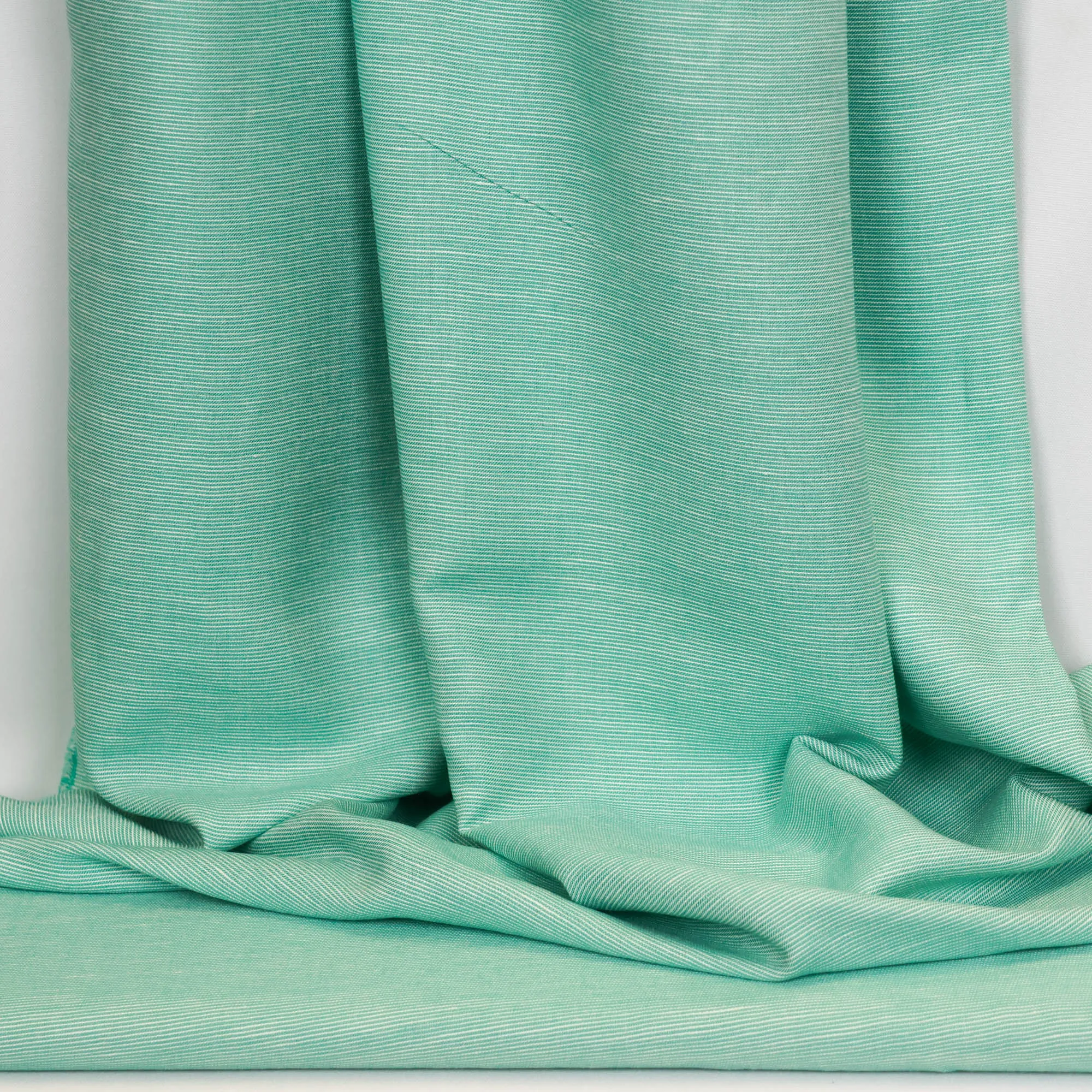 Viscose linnen groen gestreept - Fibre Mood