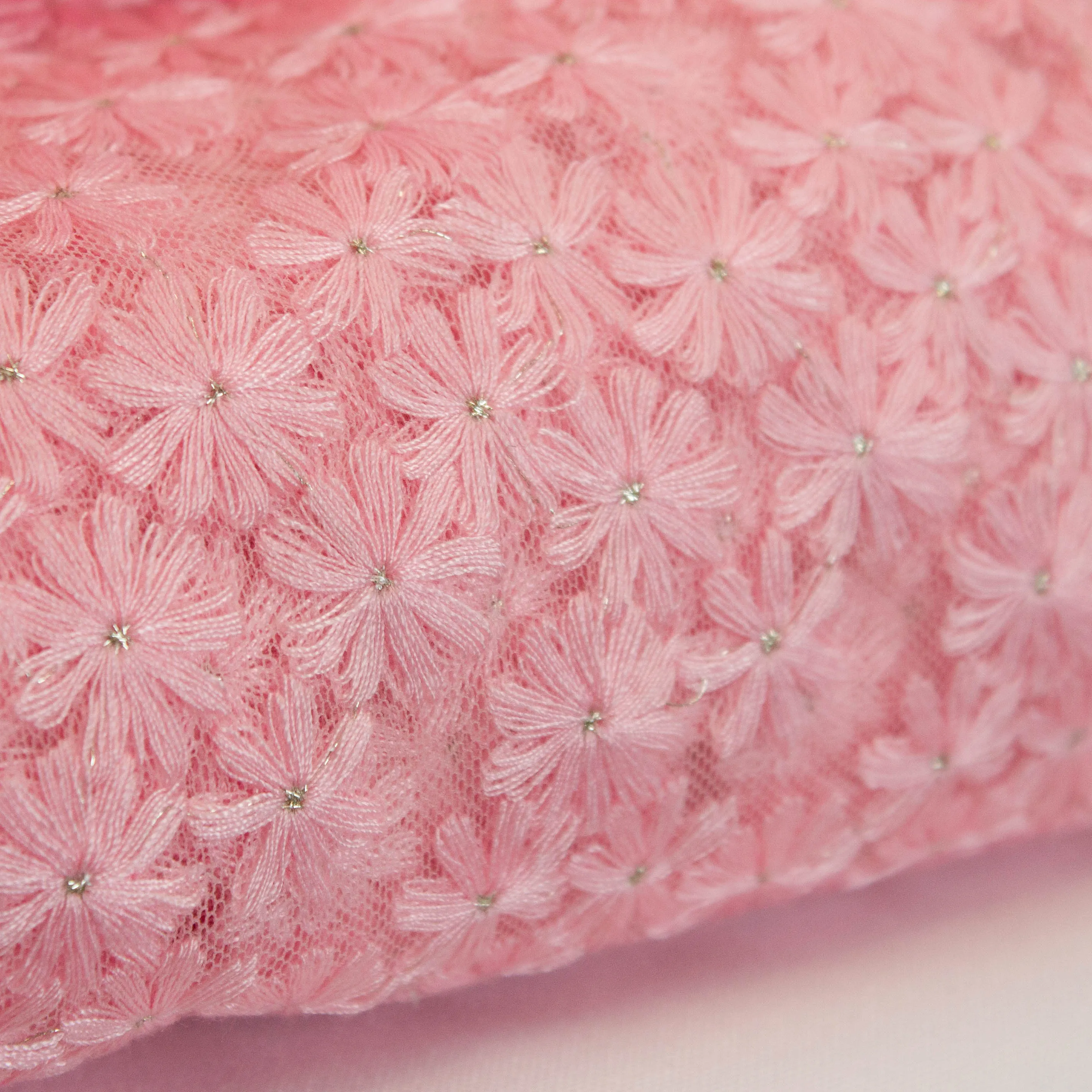 Tule kant broderie met roze bloemen - Lorré