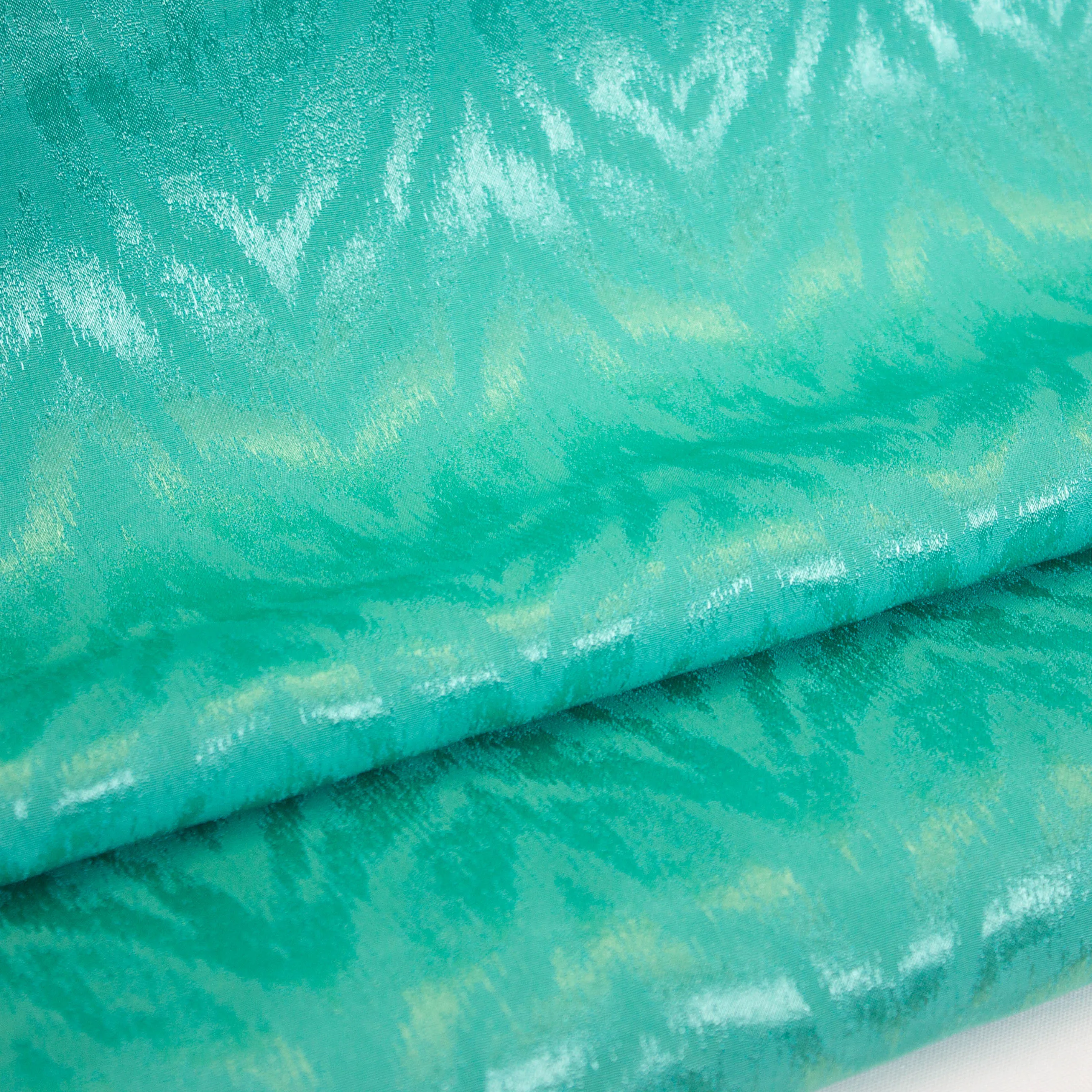 Jacquard turquoise 'Aqua Waves'