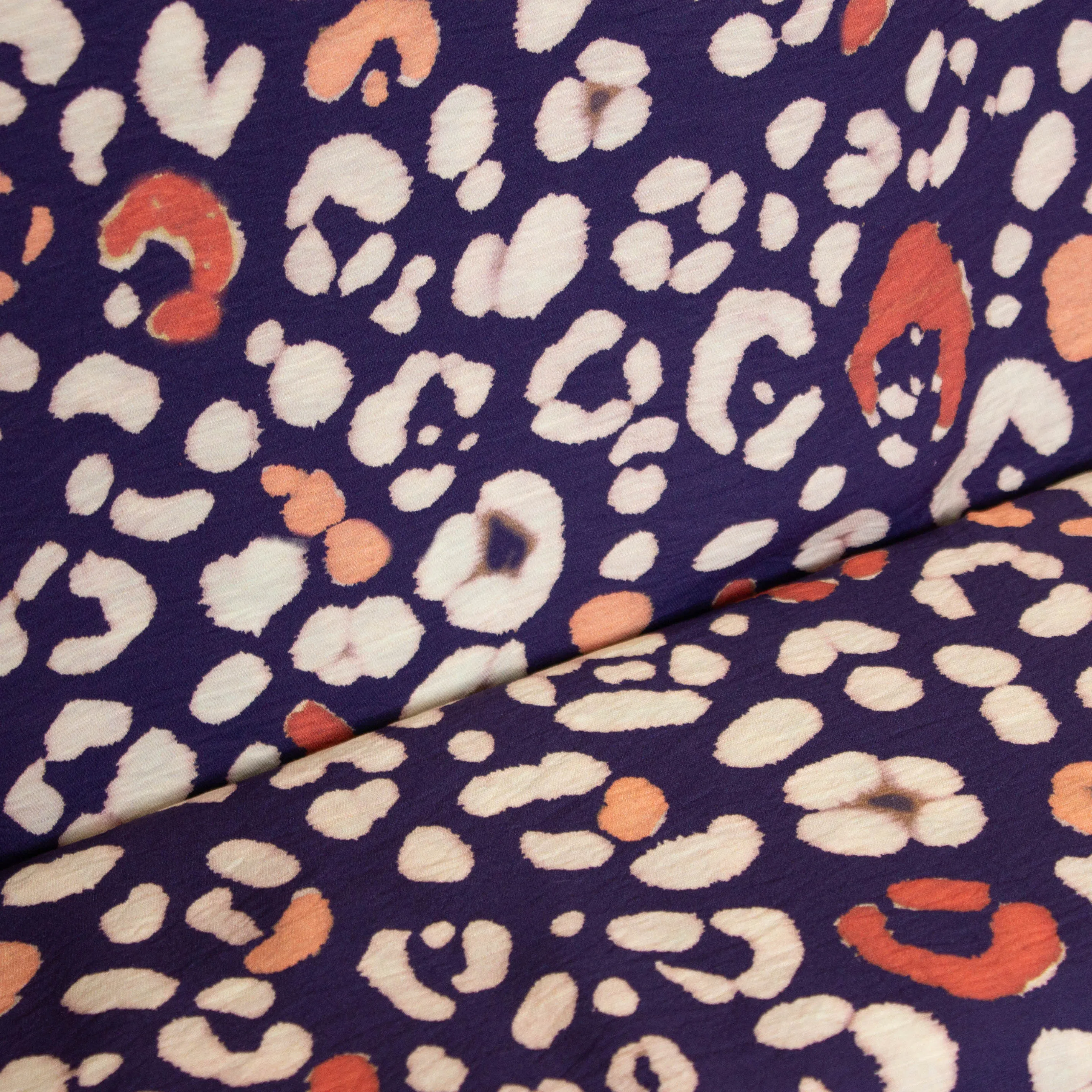 Viscose linnenlook paars met luipaard print - A La Ville