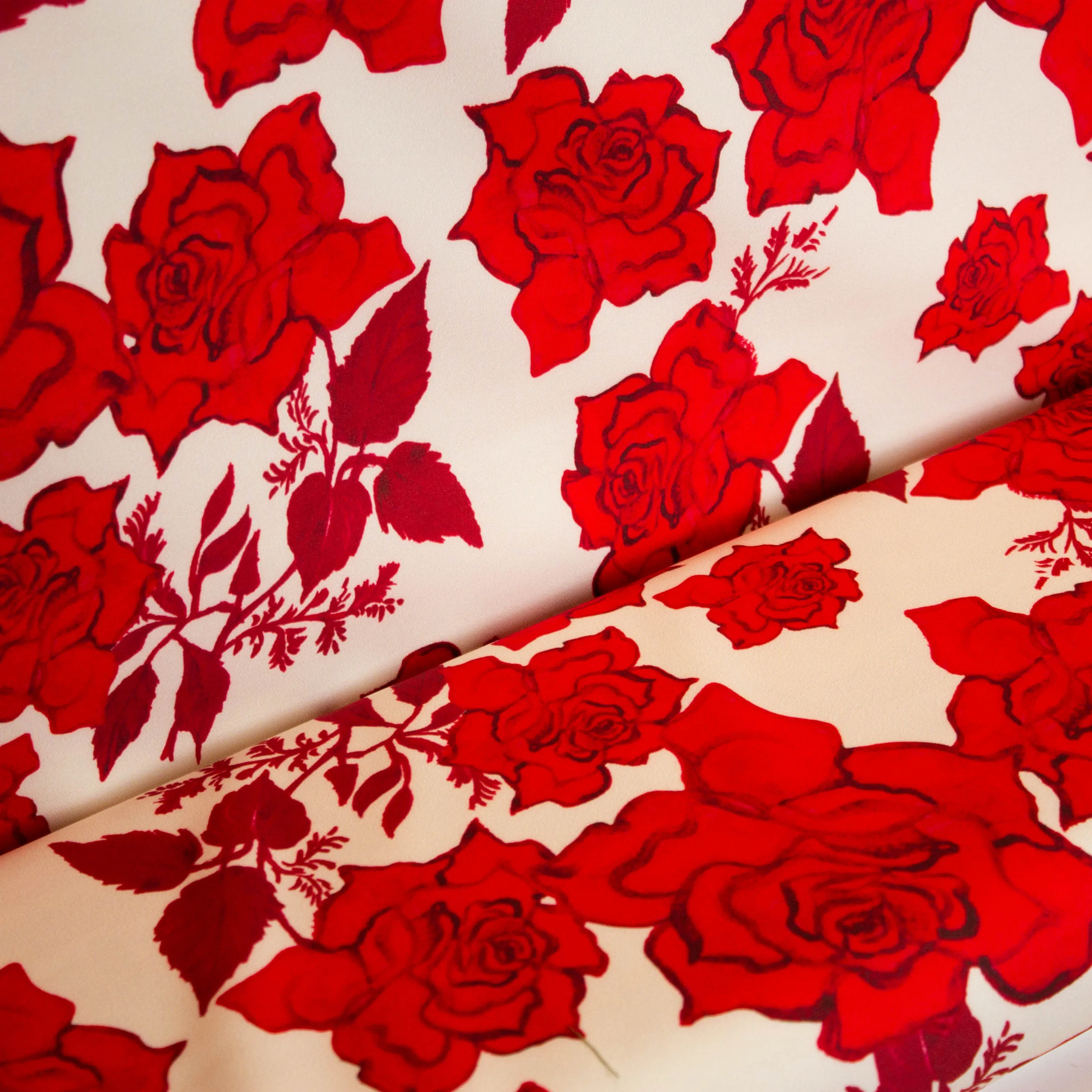 Polyester stretch gebroken wit met bloemen - A La Ville