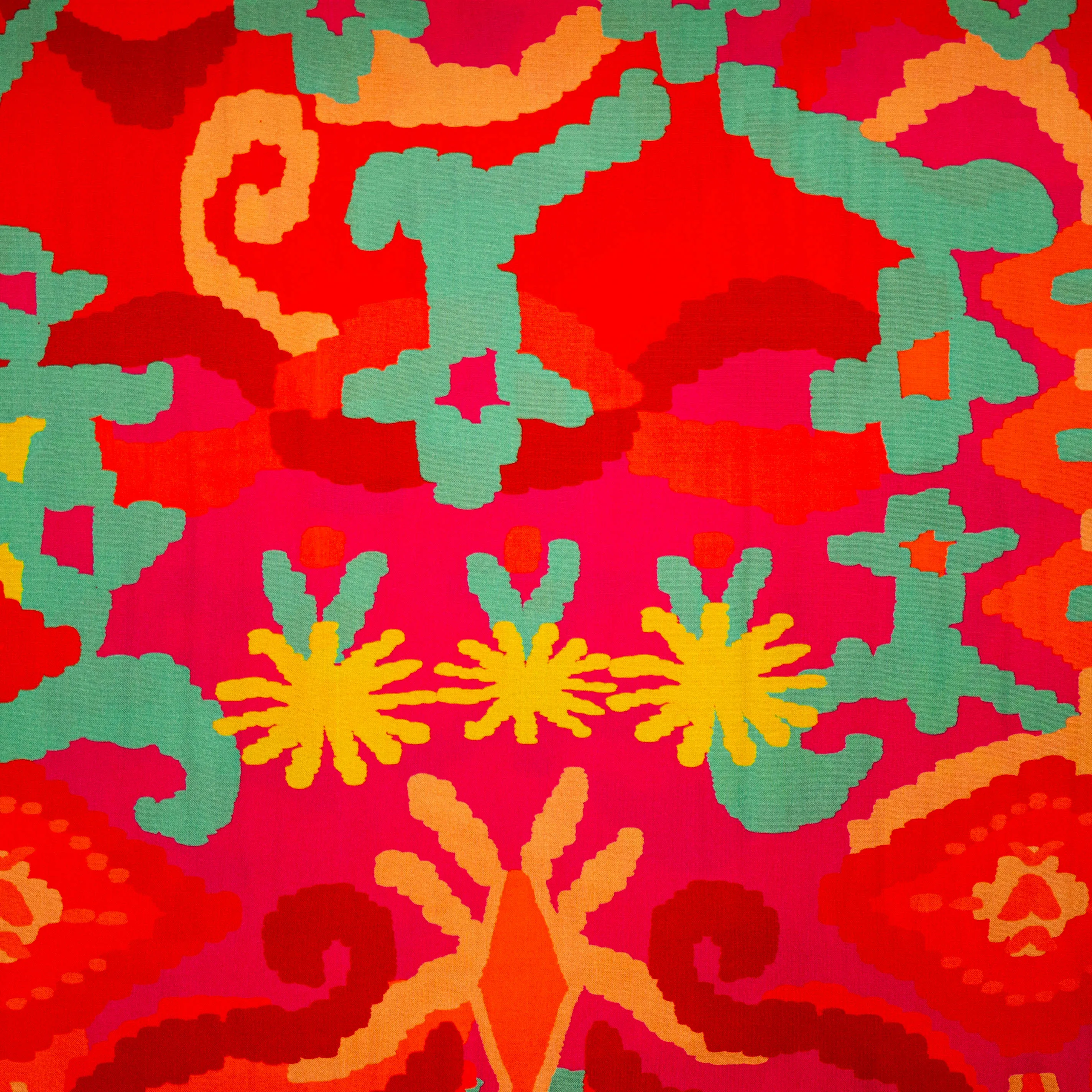 Viscose fushia met kleurrijk patroon - Katia Fabrics