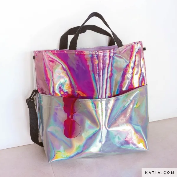 TPU-gelamineerde stof met spiegeleffect in zilver - Katia Fabrics