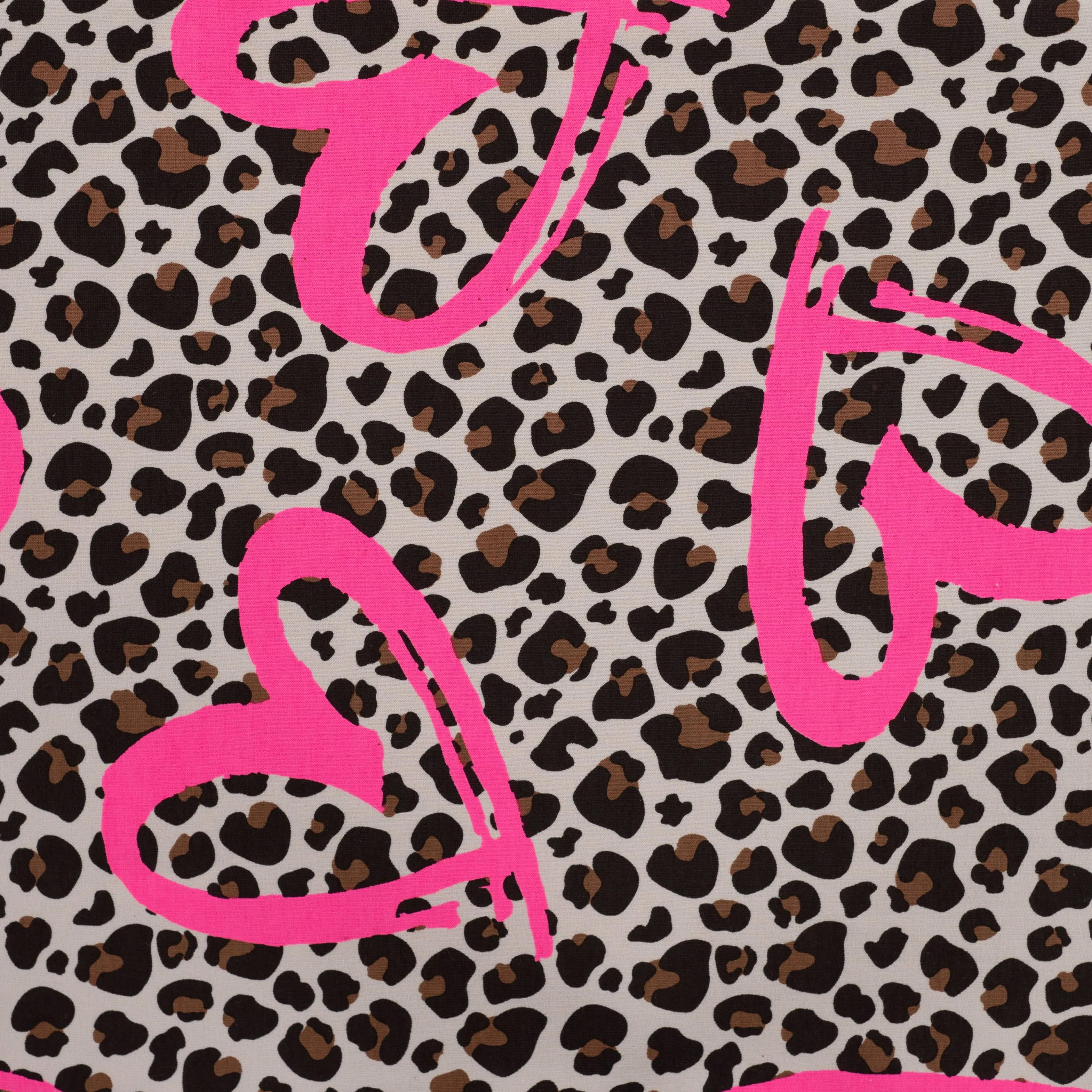 French terry luipaardprint met neon hartjes - Qjutie and the Qjutest - Qjutie & the Qjutest