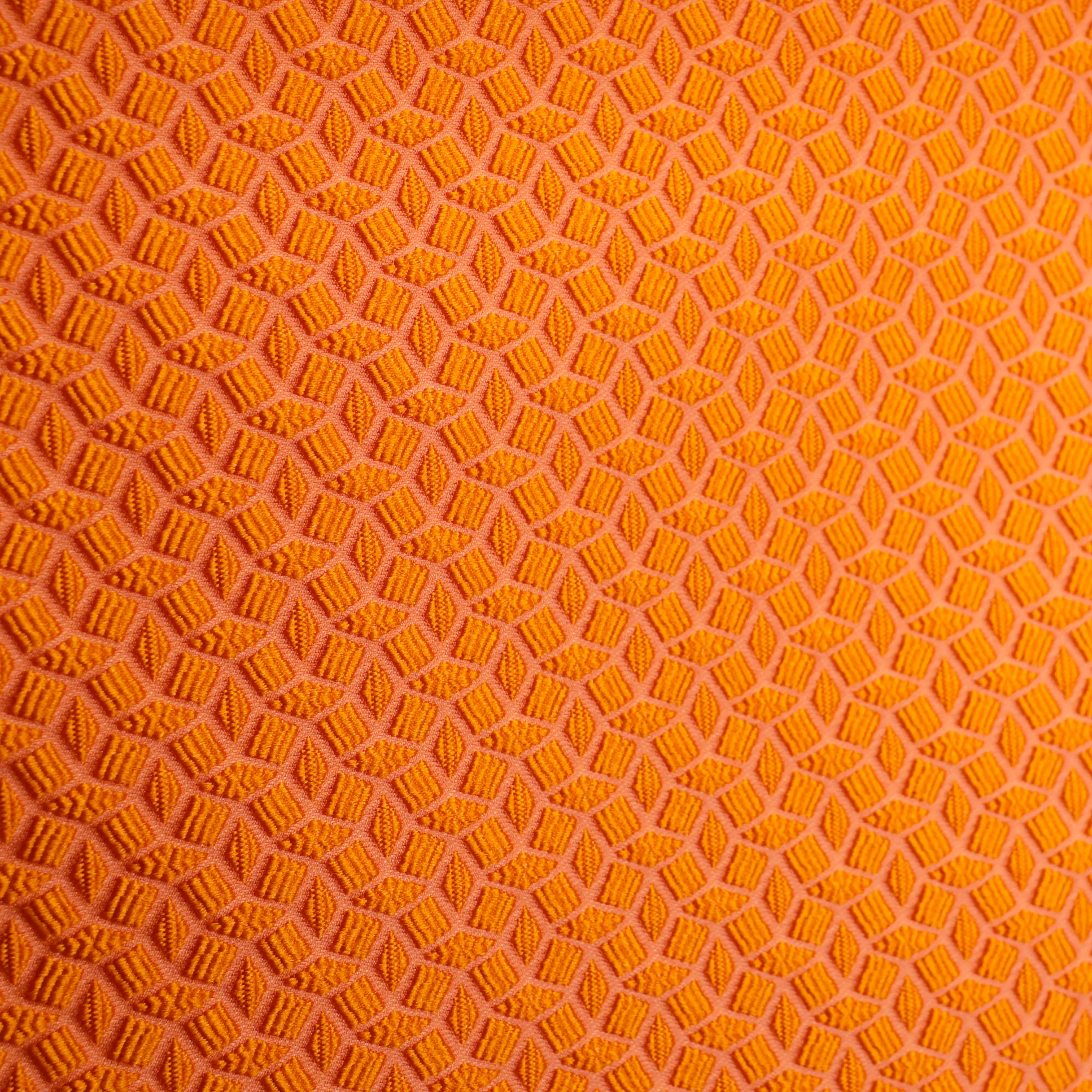 Jacquard oranje met geometrisch patroon - Lorré