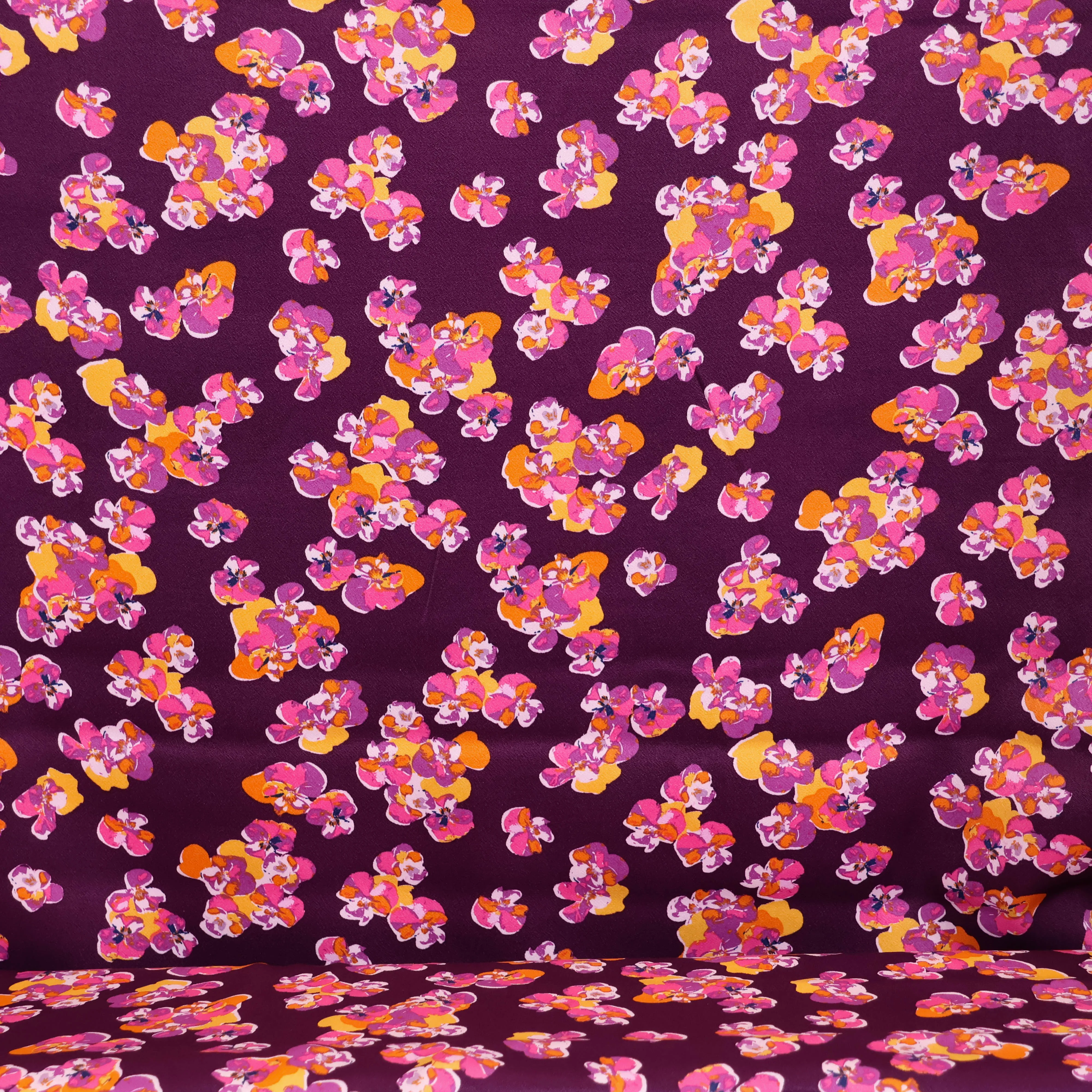 Viscose paars met bloemen