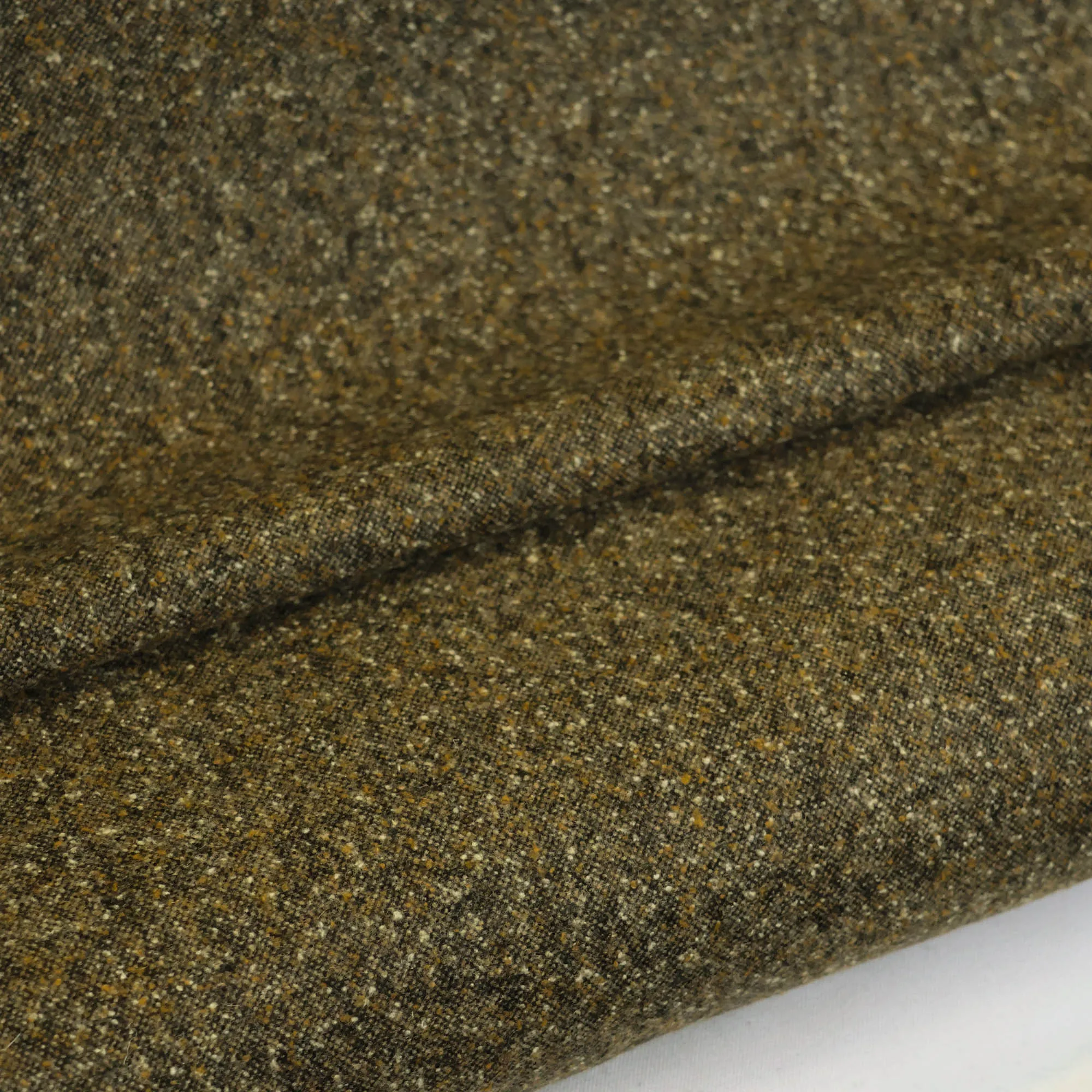 Tweed bruin
