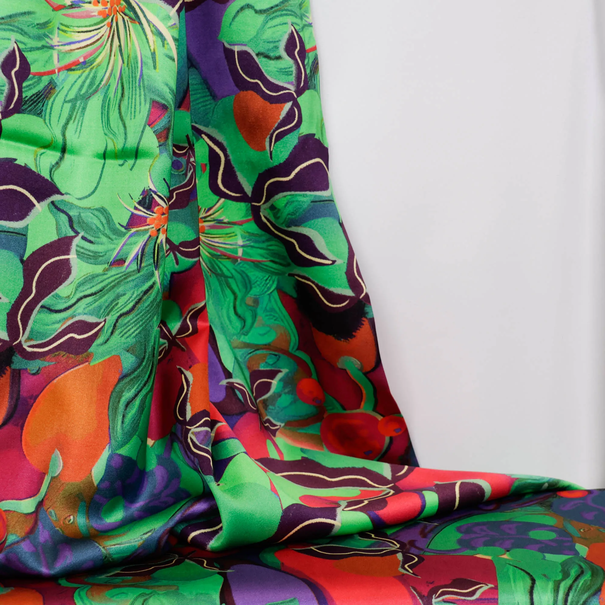 Viscose kleurrijk bloemenpatroon - A La Ville