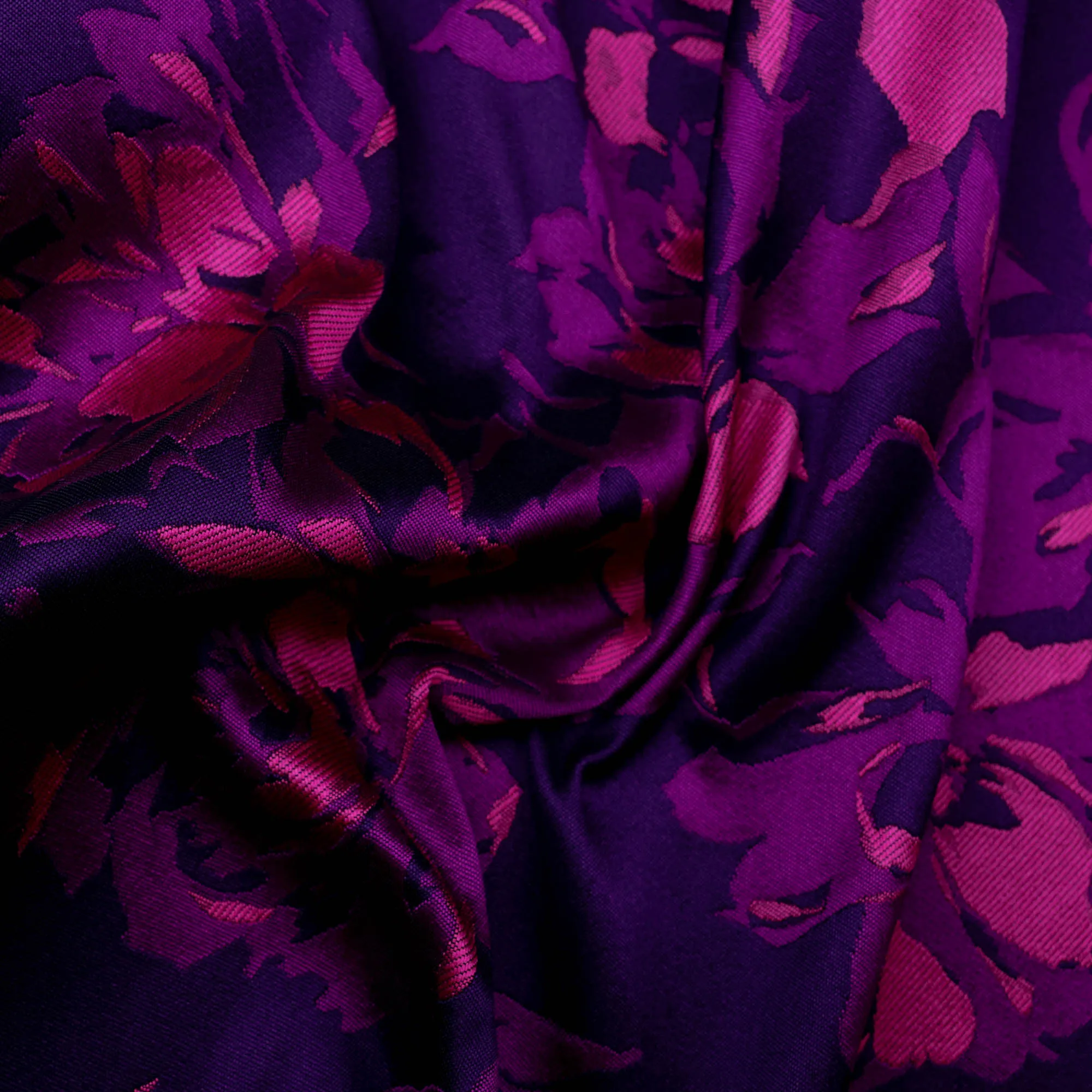 Jacquard met paars/roze bloemen - Lorré