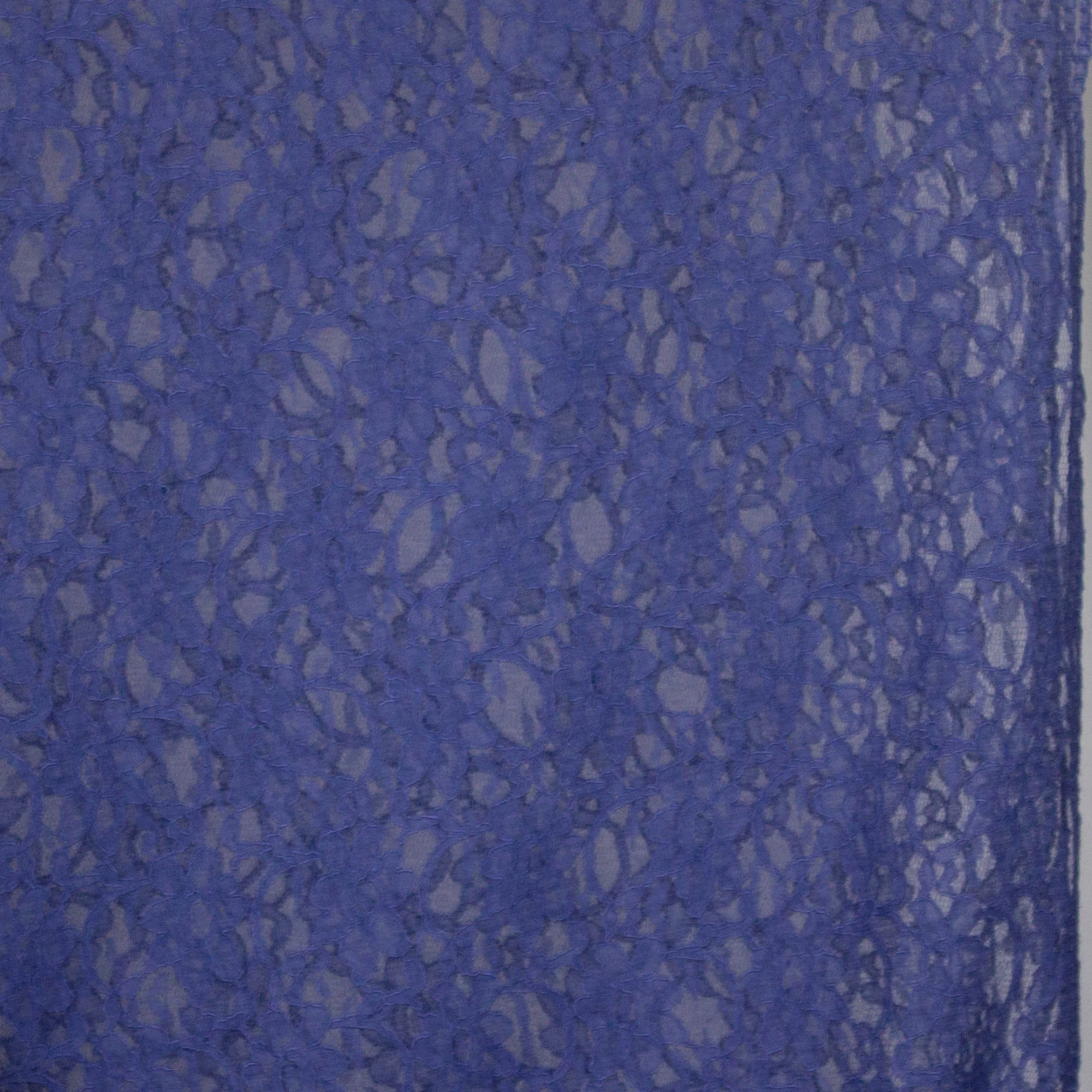 Kant blauw bloemen