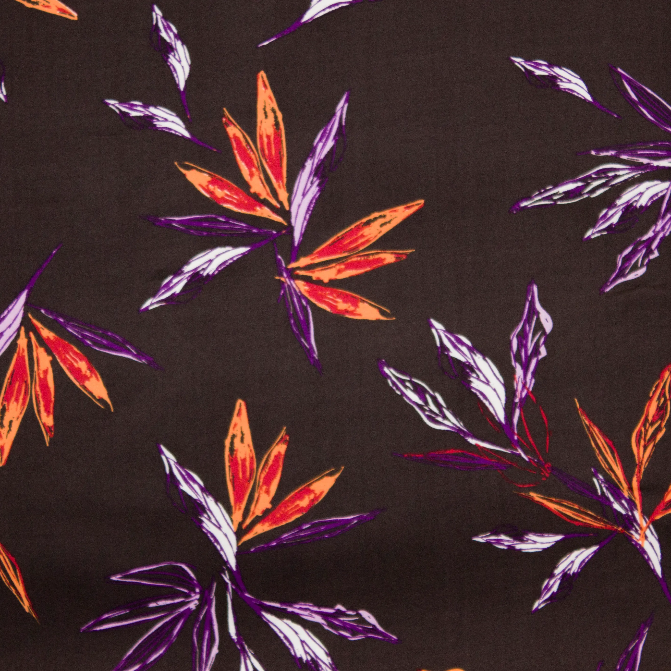 Donker bruine viscose met bloemen