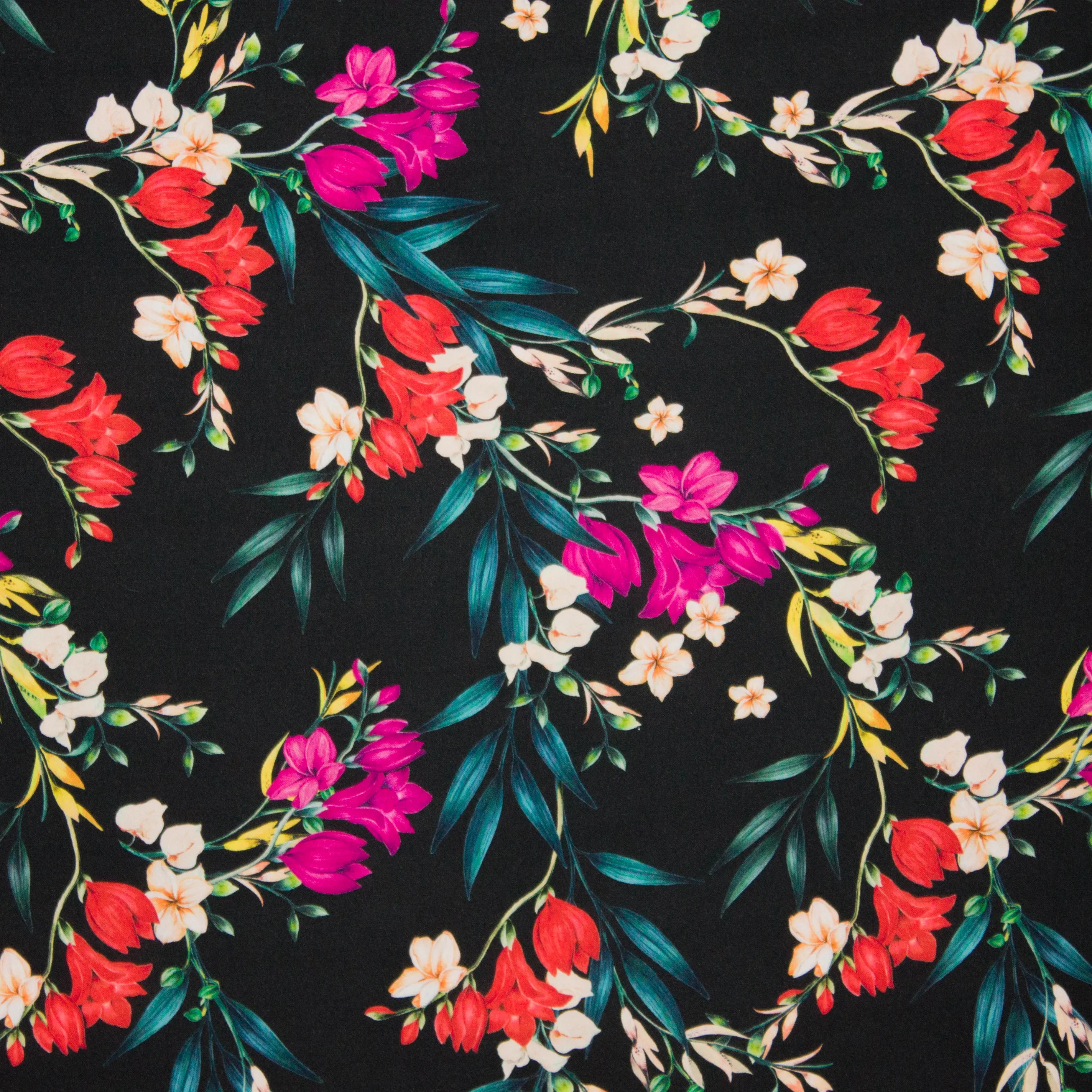 Zwarte viscose met bloemen - John Kaldor