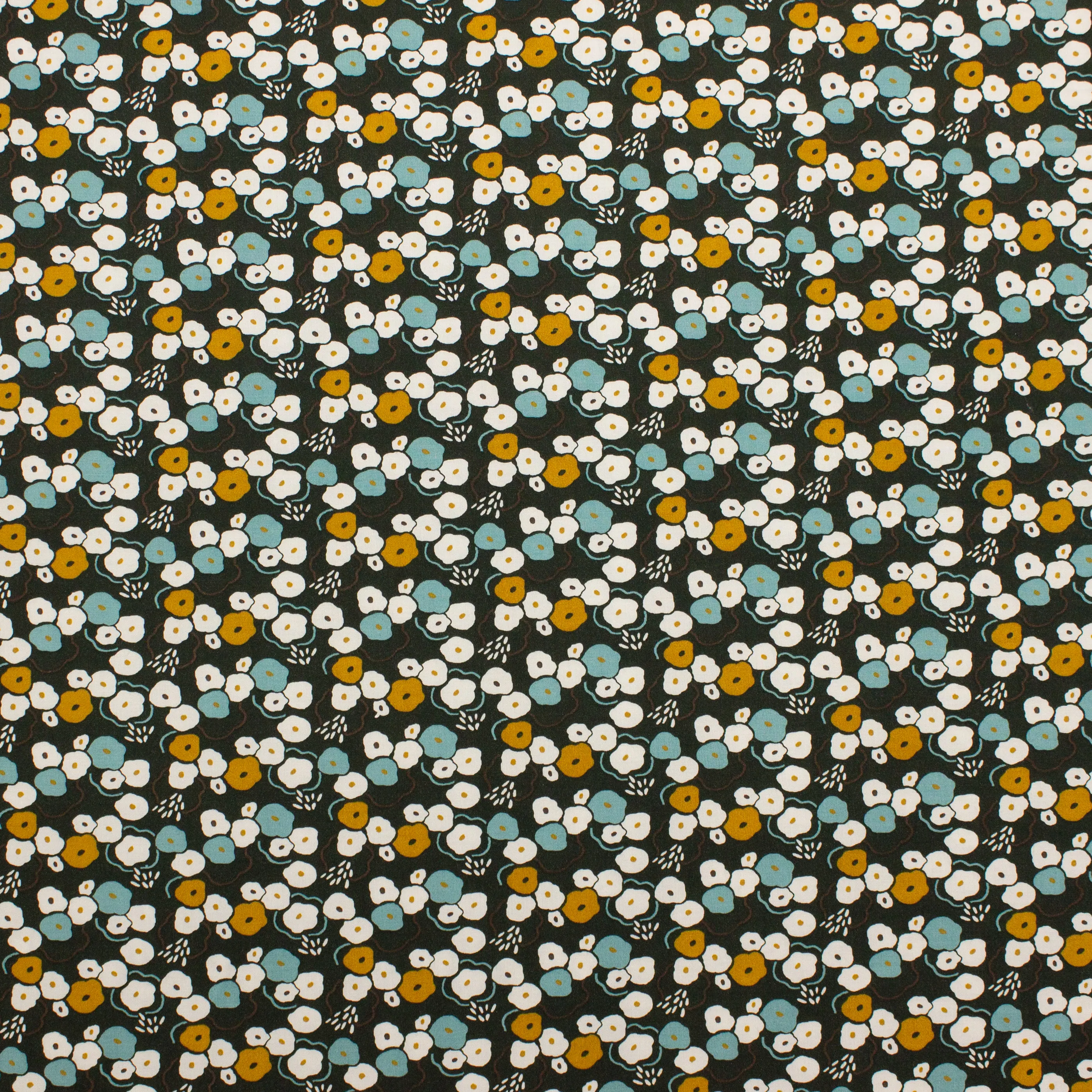 Viscose groen met bloemen in blauw, wit, bruin