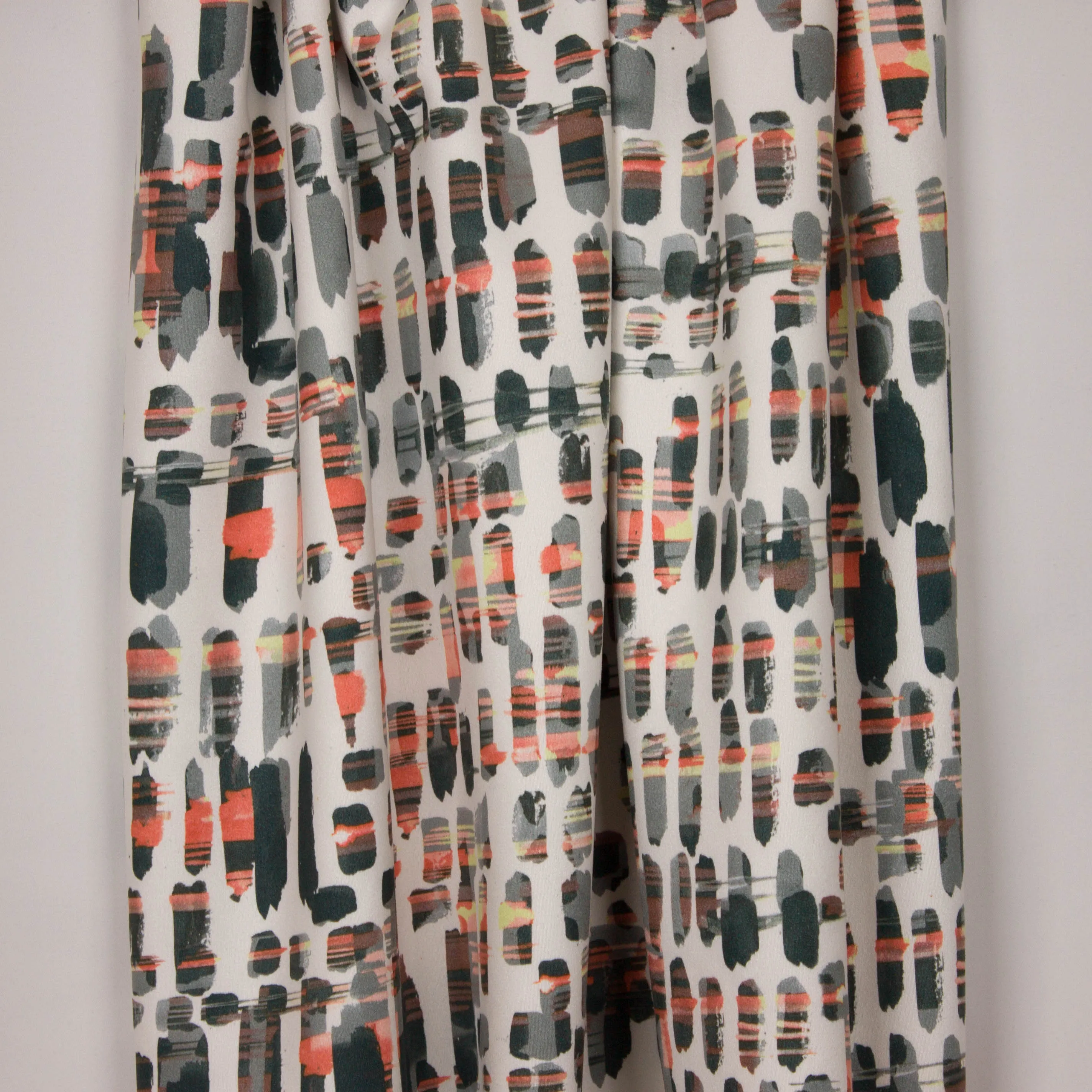 Suedine rekbare polyester scuba met abstracte bedrukking - Milliblu's